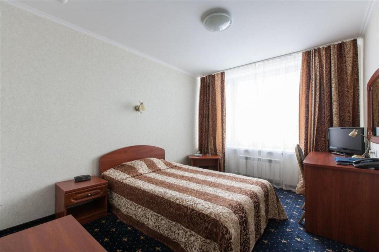 Planeta Hotel Minsk Esterno foto